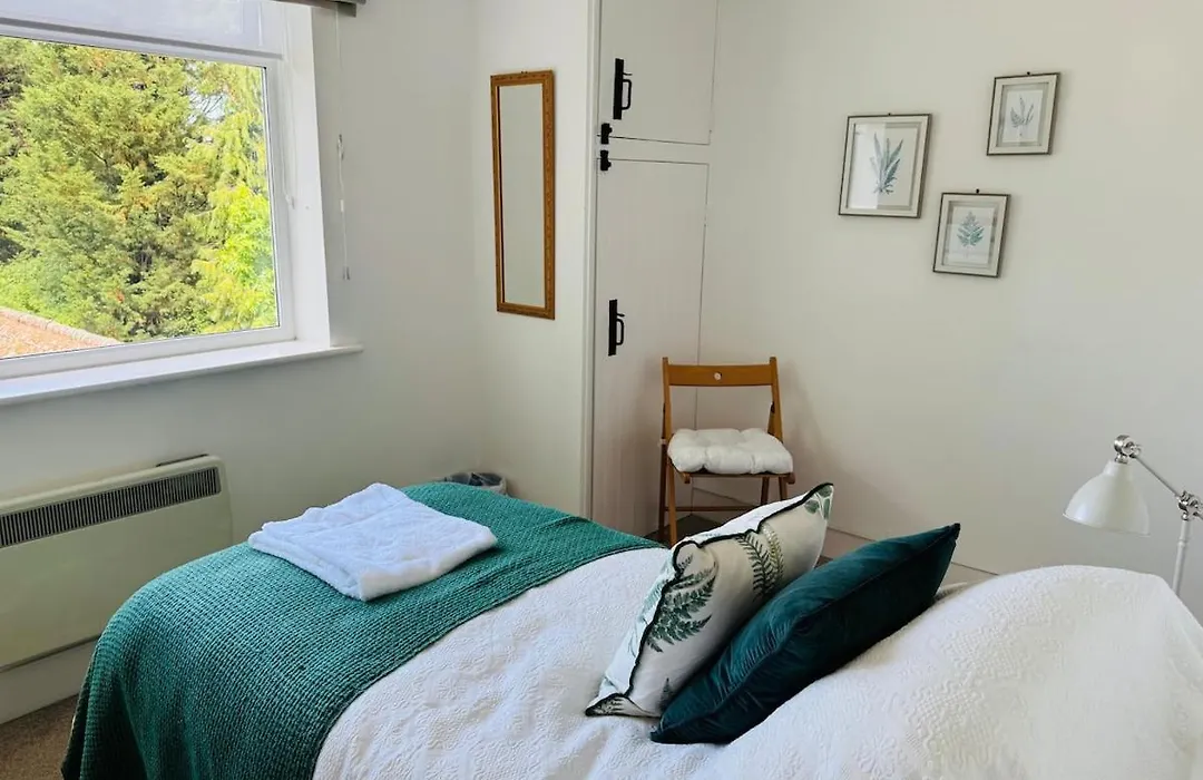 Wild Spa Cottage-1